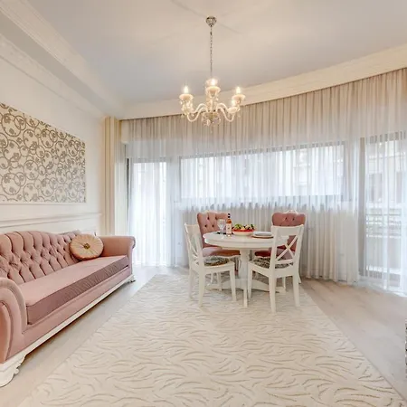 Beautiful 2bedflatcismigiu Апартаменти Бухарест
