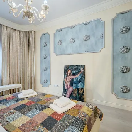 Beautiful 2bedflatcismigiu Бухарест